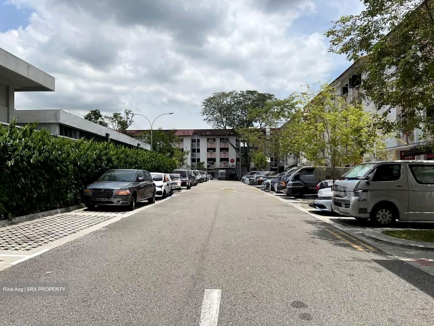Chong Pang City (D27), Shop House #579084081